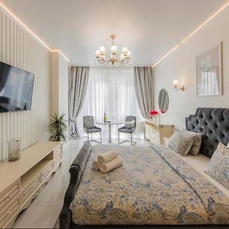 1 Room 50M2 Center Of Obolon Near River Side. Smart Plaza Kiev Extérieur photo