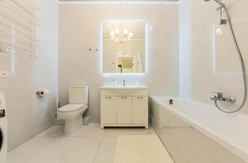 1 Room 50M2 Center Of Obolon Near River Side. Smart Plaza Kiev Extérieur photo